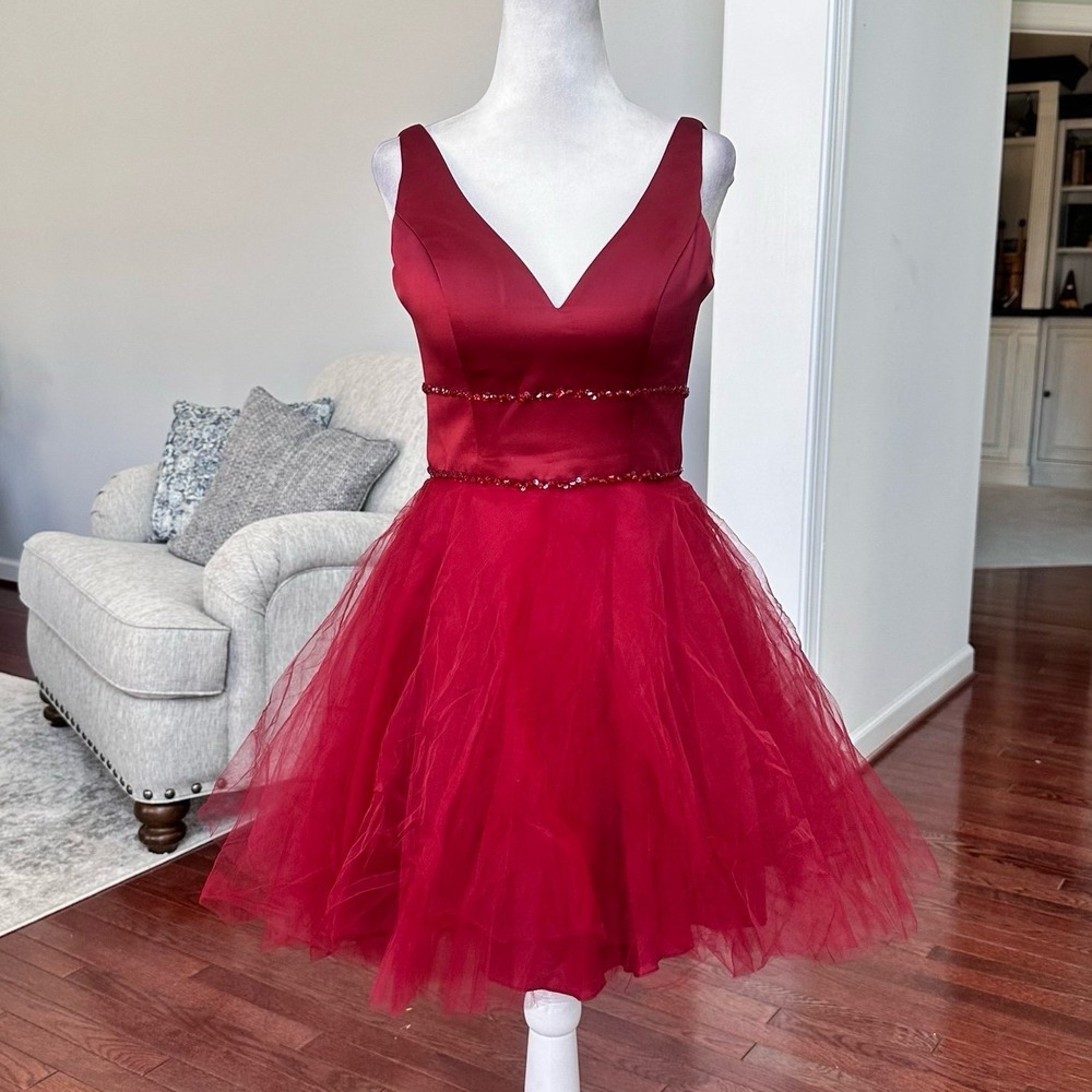 Mori Lee by Madeline Gardner Red Beaded Waist Plunge Cocktail Formal Dress - Picture 3 of 10